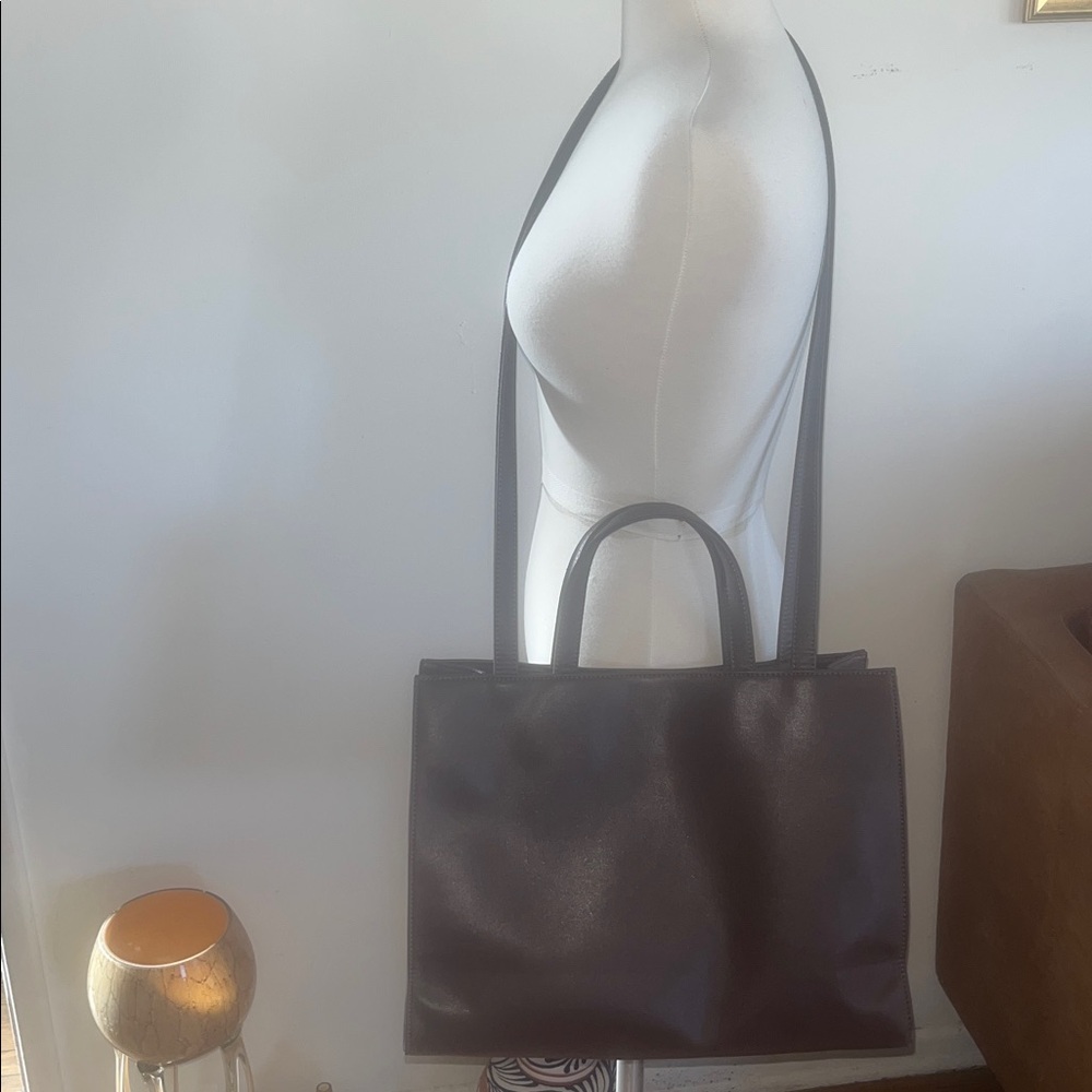 Telfar - Picture 4 of 11